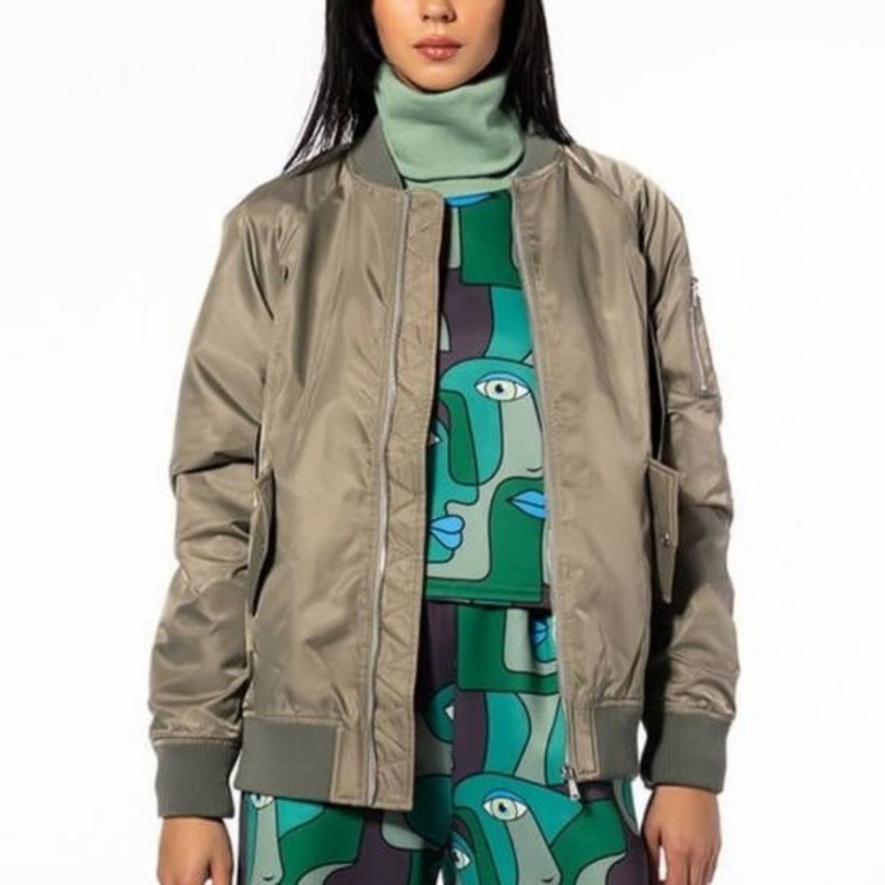 Miz Catching Flights: Olive Poncho Bomber - Picture 3 of 17